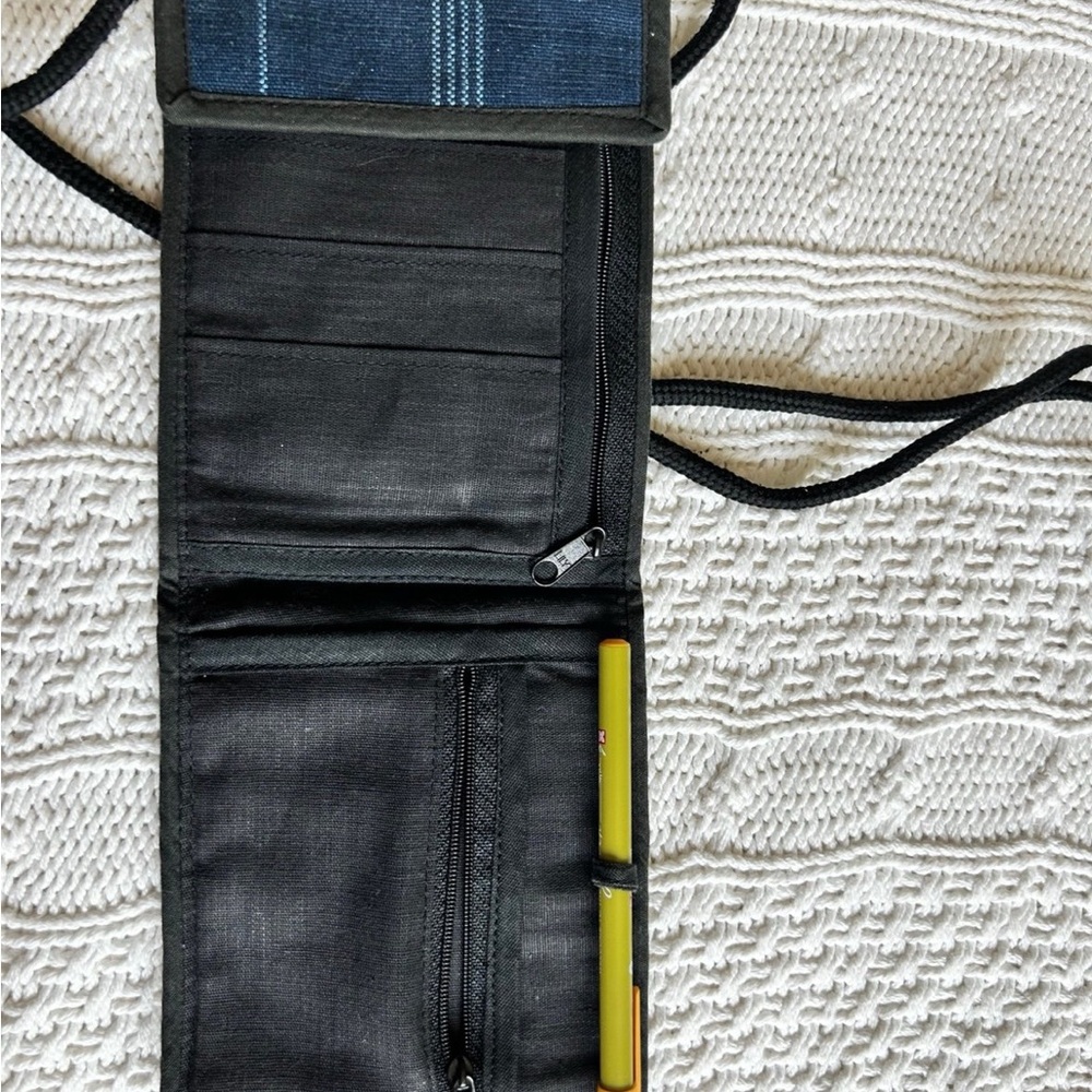 Colorful Patterned Crossbody Bag - Picture 4 of 8